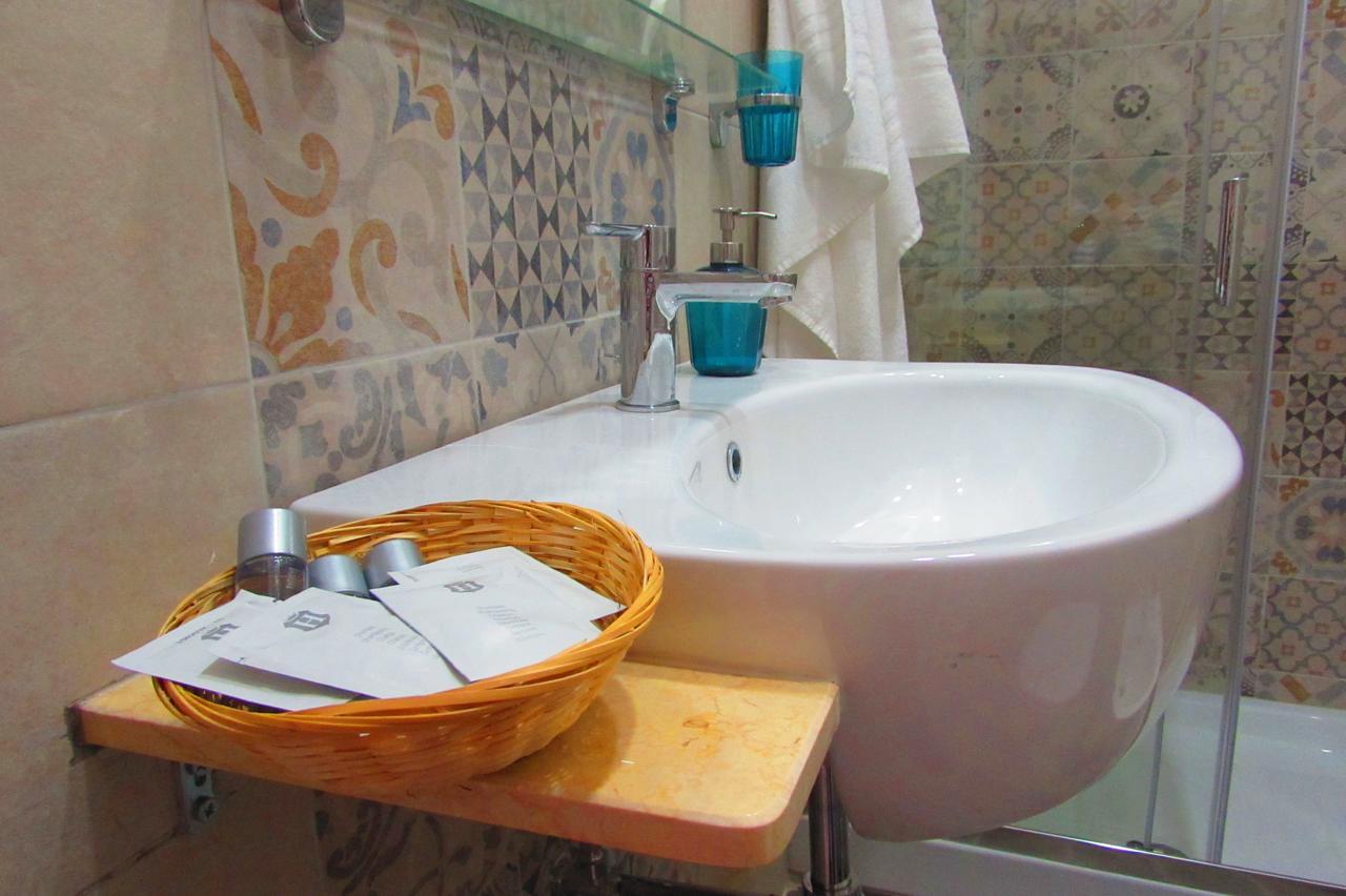 Termini Guesthouse Рим Экстерьер фото